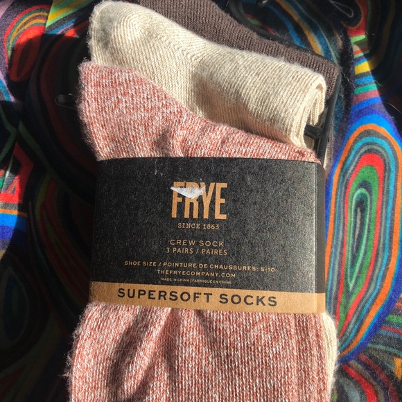 FRYE crew 3 pairs Sz. 5-10 NWT SUPERSOFT - Picture 3 of 5